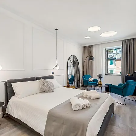 Ec Luxury Penzion *